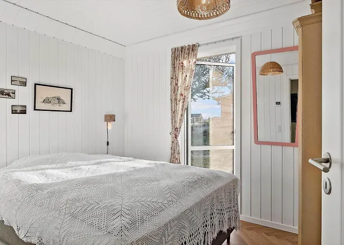 Tatil Evi 0090-romo-lakolk-256